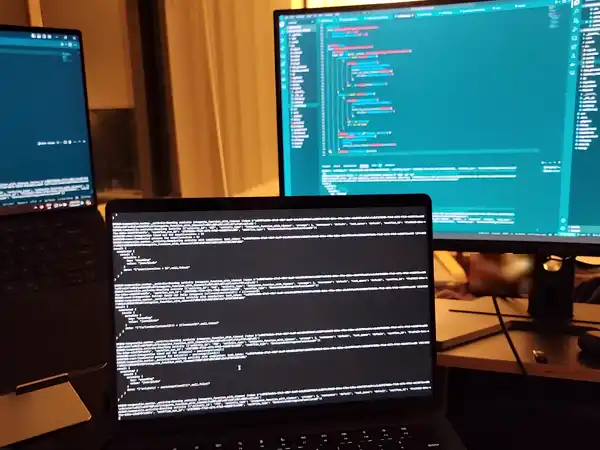 Integrating Random Functions on a Cluster with Temporal